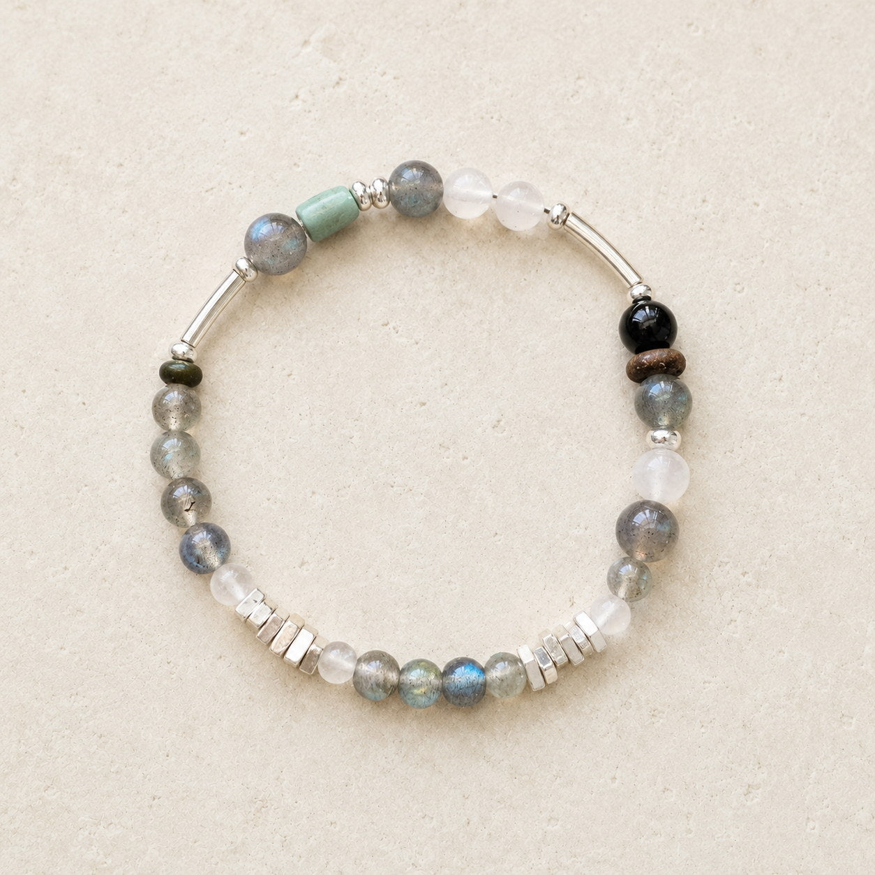 Veiled Light Trace Bracelet
