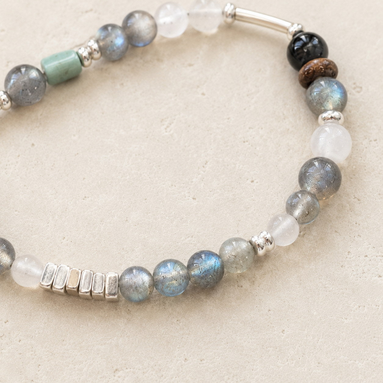 Veiled Light Trace Bracelet