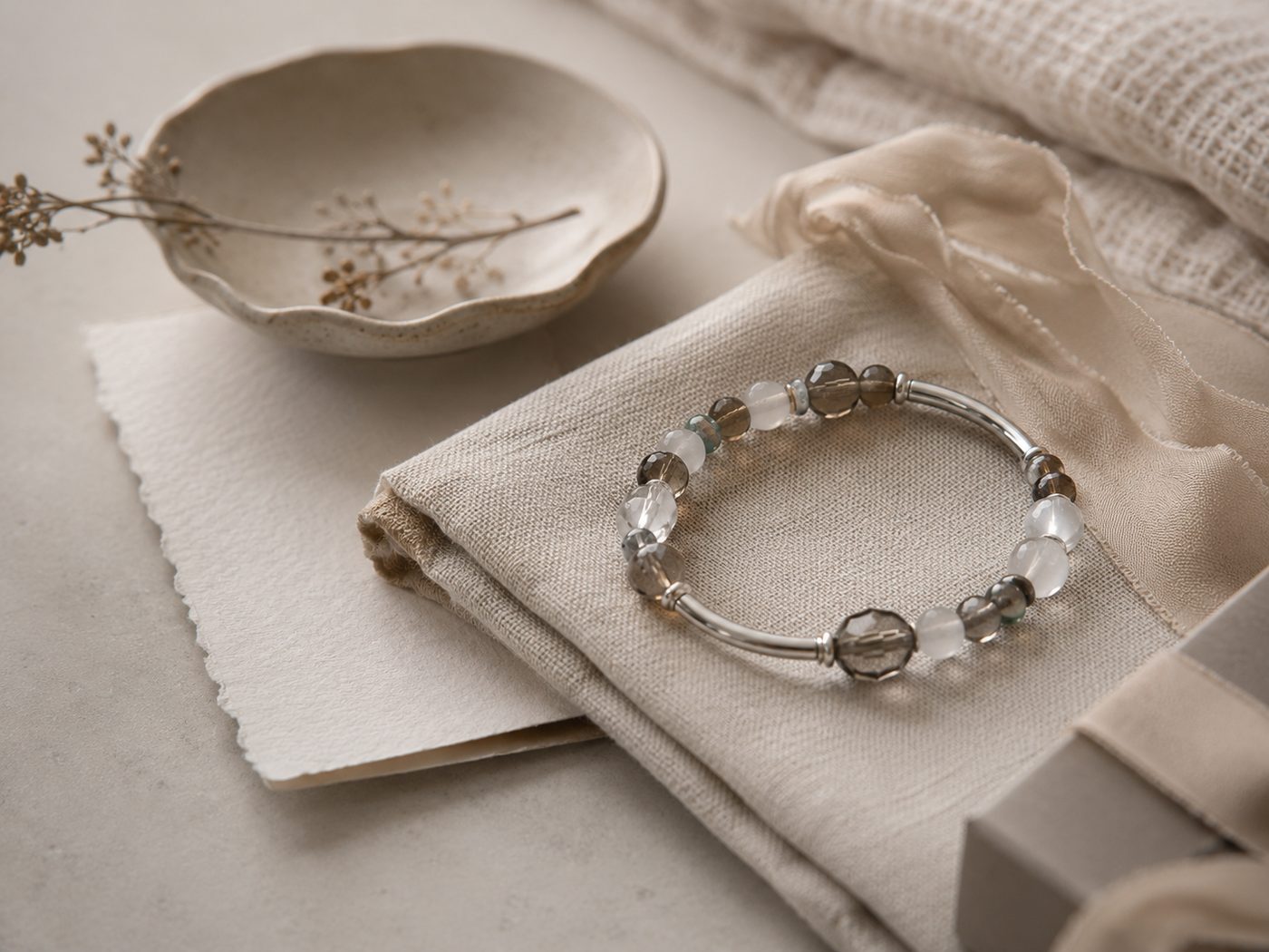 Veil Loom journal bracelet reference